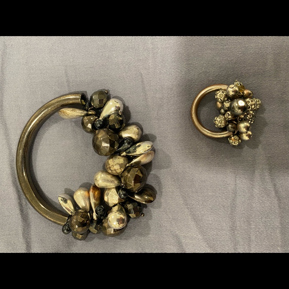 Chicos gray/black ring and bracelet combo